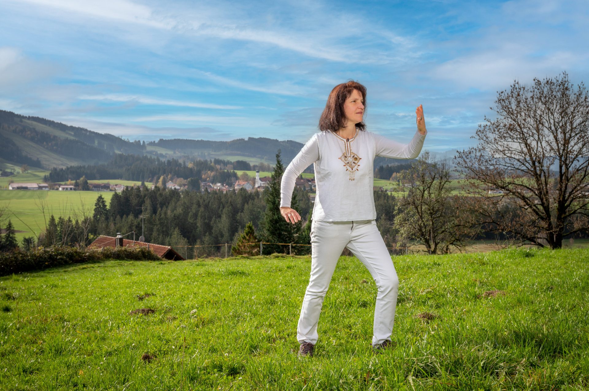 Entdecken Sie bei Tanja Zimmer - Körper Geist Seele im Einklang in Maierhöfen,  die transformative Kraft von Tai Chi Chuan & Qi-Gong.